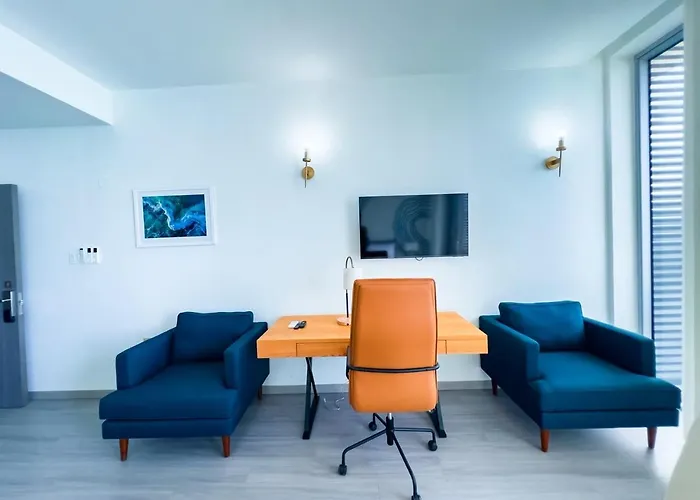 Blue Ocean -a Sky Harbour Oceanfront Twin 4* Montego Bay
